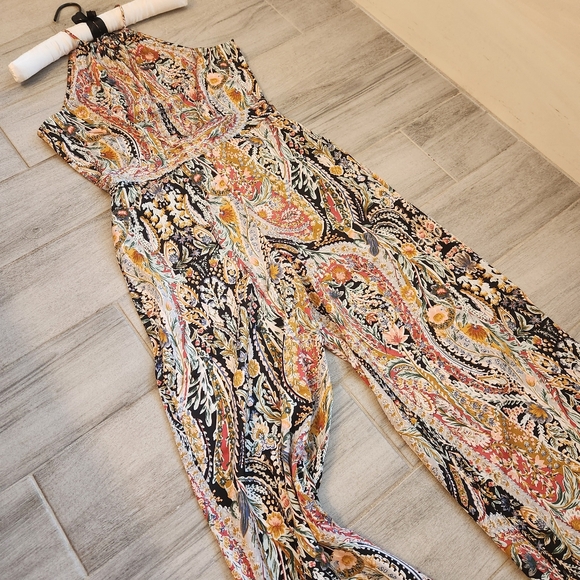 1.State Jumpsuit 2 Paisley Black Red Halter Wide Leg Back Tie Boho Comfy New$100 - Picture 7 of 16